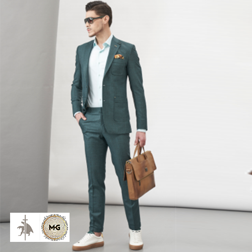 The Diplomat Man Notch Collar Suit