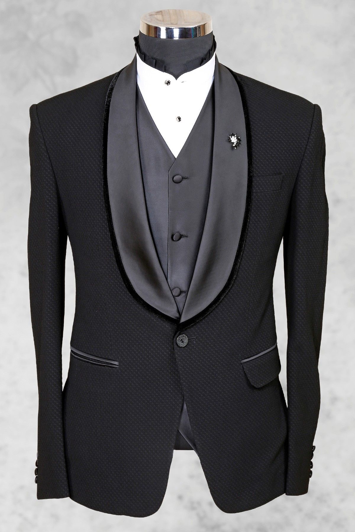 The SHOWMAN- A Black Tuxedo Three Piece Suit